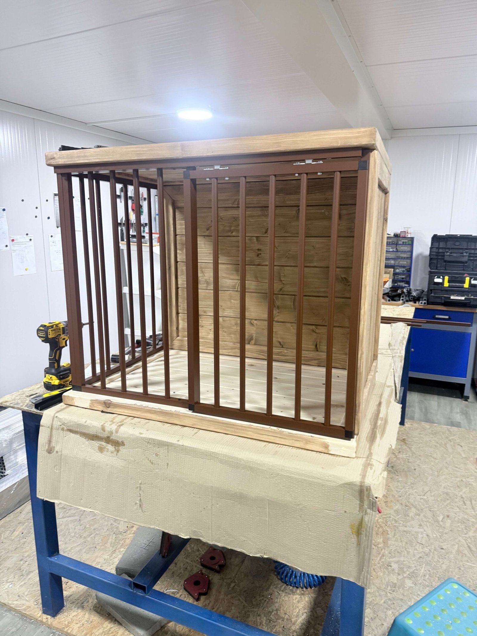 Interierový box pre psa